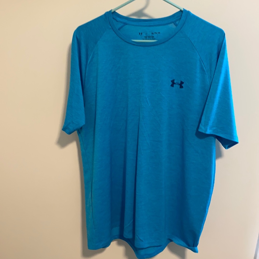 Under Armour tech tee